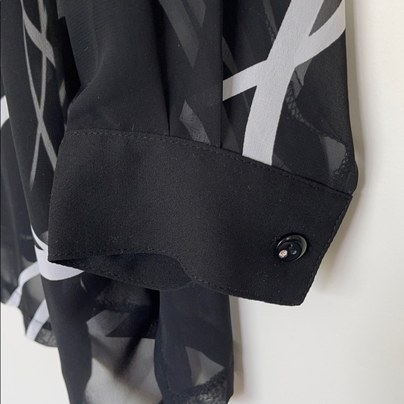 Top - Picture 5 of 6